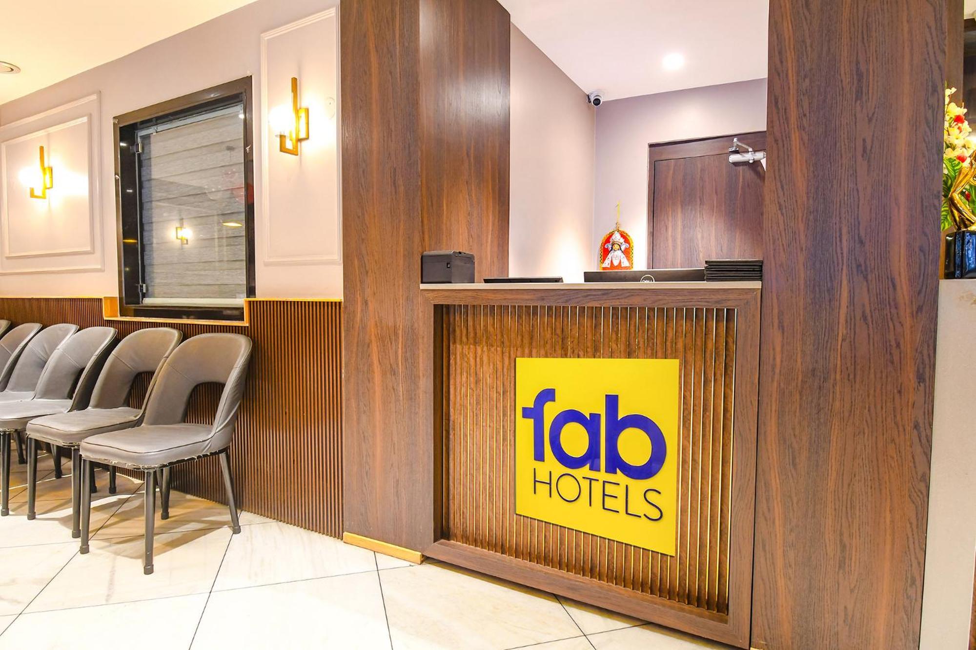 Fabhotel Kitchen Q Inn - Belaghata コルカタ エクステリア 写真