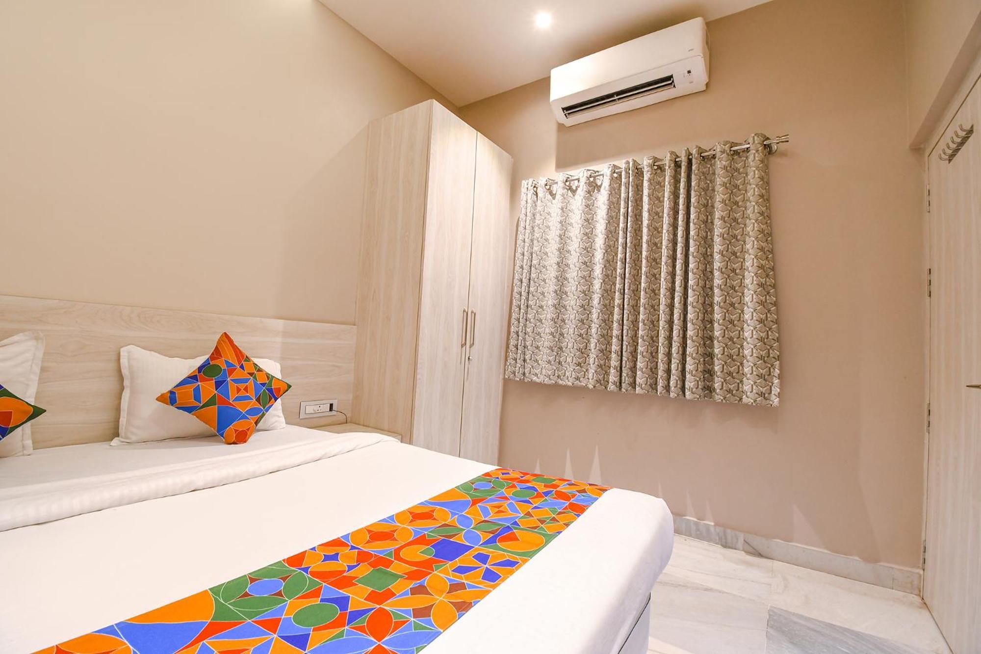 Fabhotel Kitchen Q Inn - Belaghata コルカタ エクステリア 写真