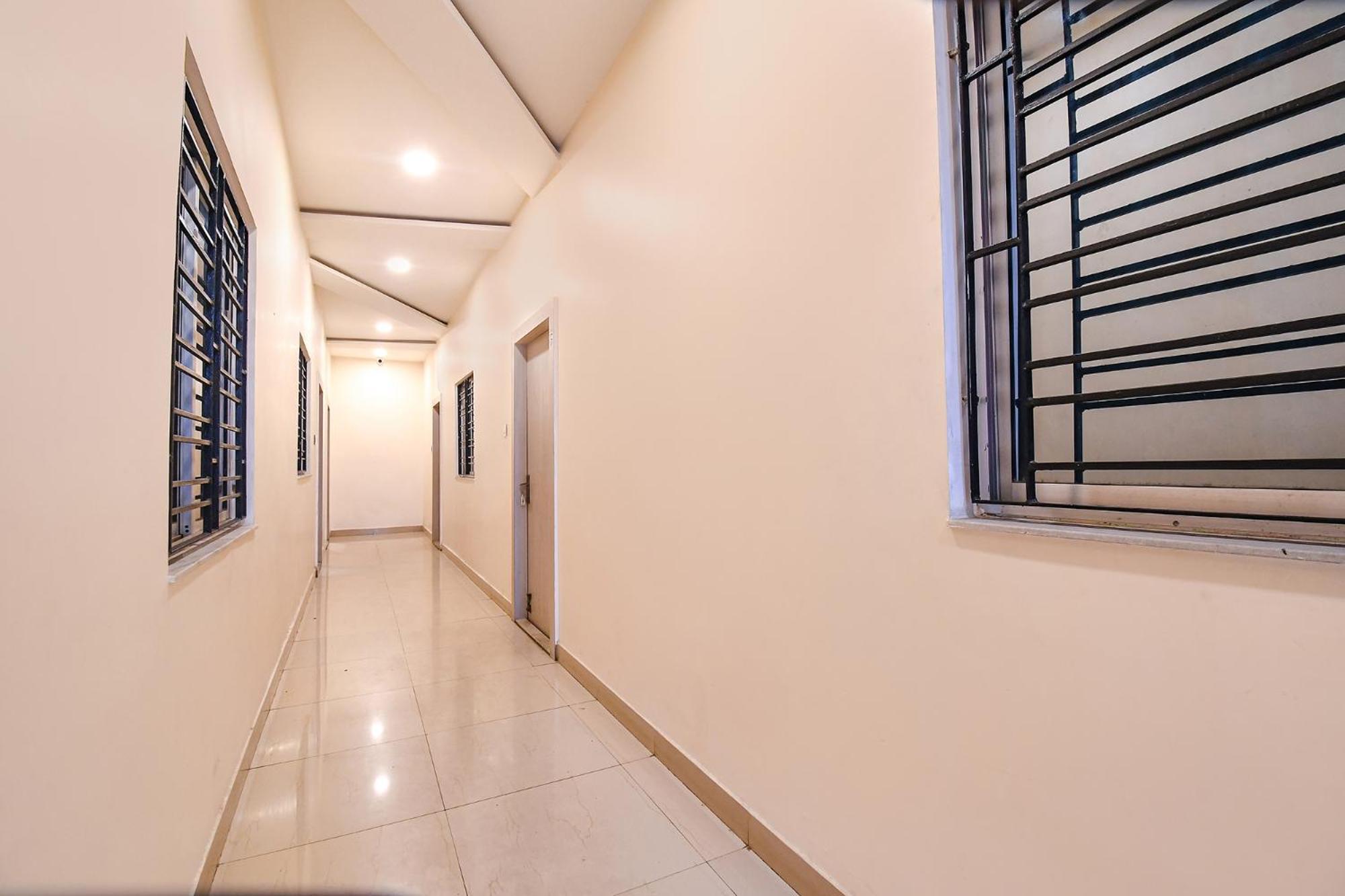 Fabhotel Kitchen Q Inn - Belaghata コルカタ エクステリア 写真